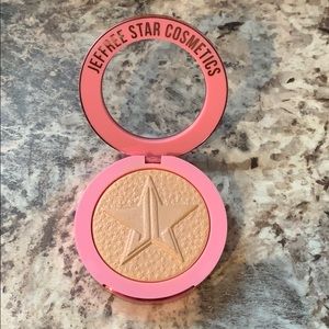 Jeffree Star Supreme Frost “Frozen Peach”